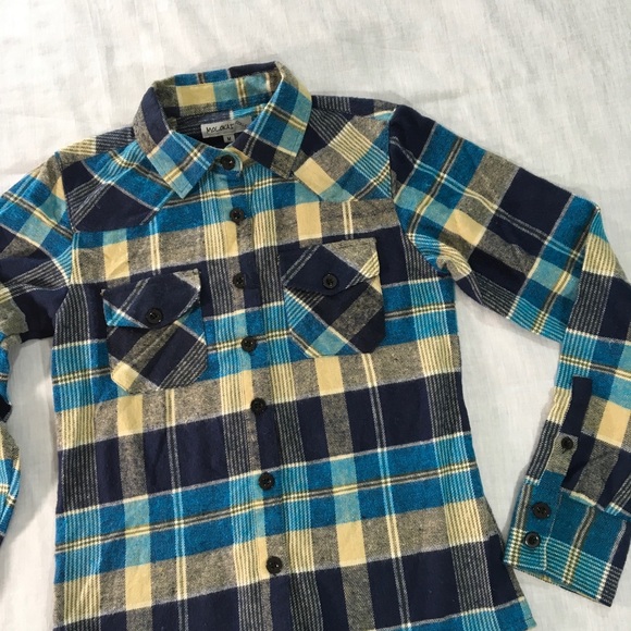 Molokai girls Medium button collared shirt - Picture 2 of 8